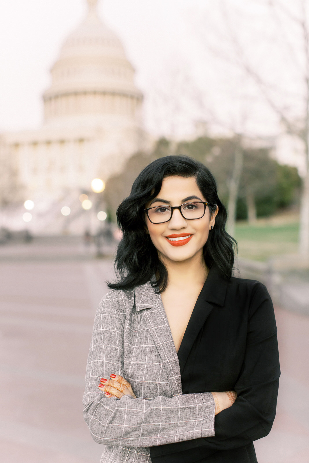 Headshot with the US Capitol Background by Elite Corporate Headshots