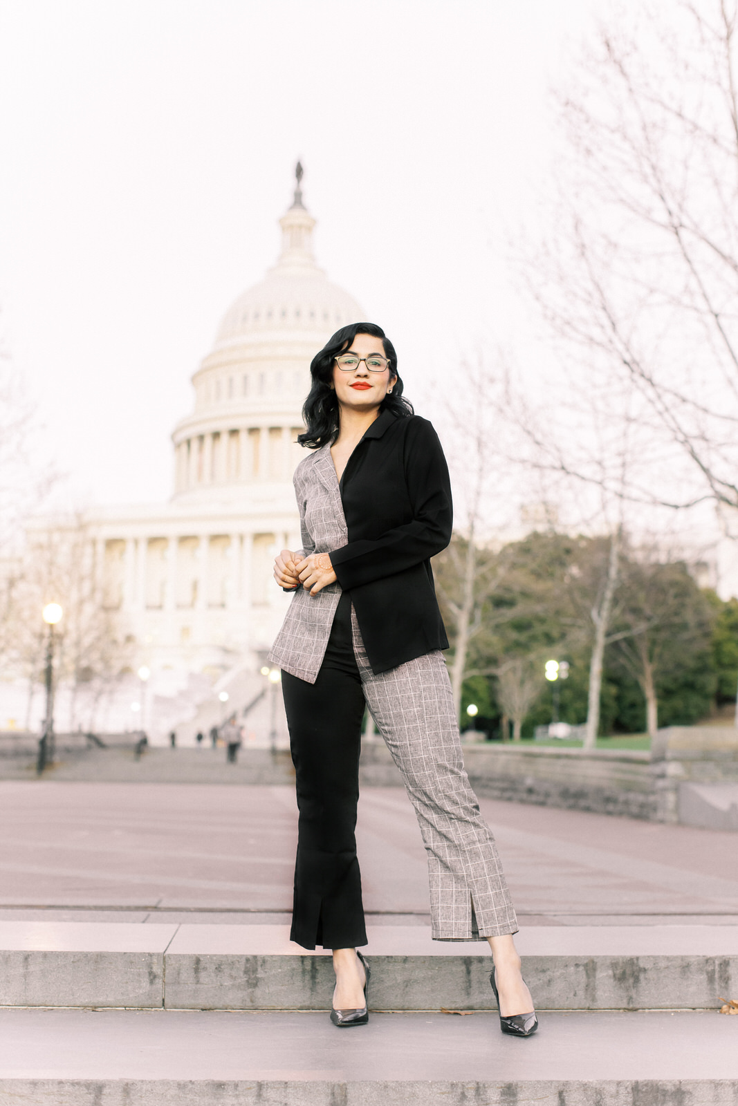 Headshot with the US Capitol Background by Elite Corporate Headshots