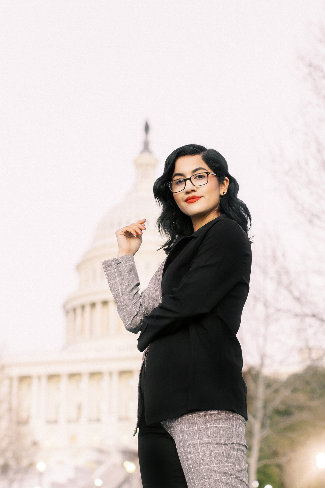 Headshot with the US Capitol Background by Elite Corporate Headshots